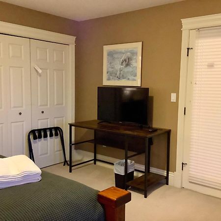 Neckpoint Treasure Apartment Nanaimo Bagian luar foto